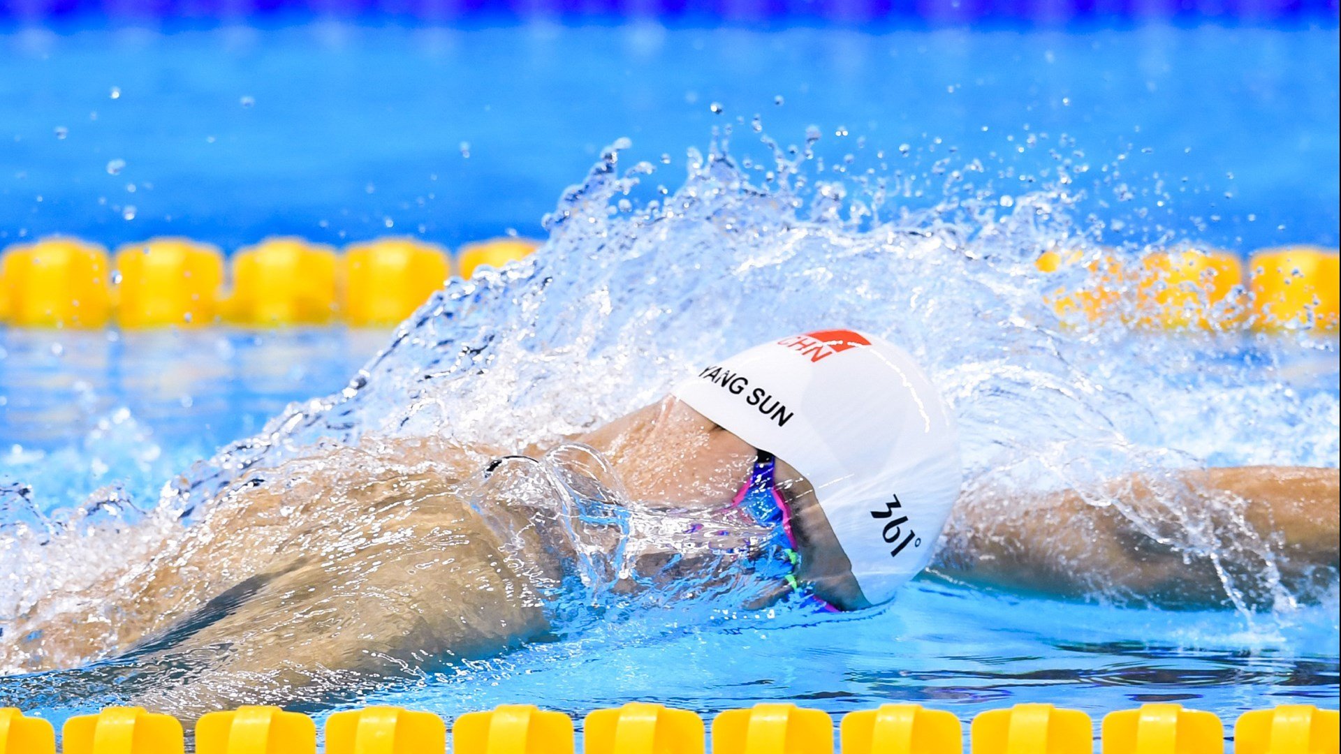 世界杯激战不息：每场比赛都令人难忘！，世界杯最激烈比赛