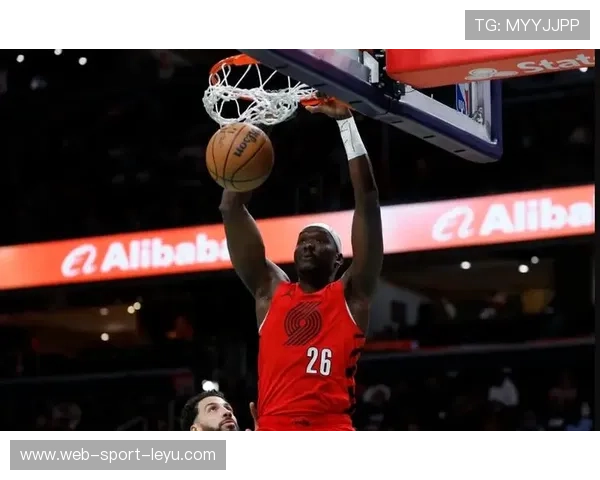 开拓者内线调整：里斯超越罗威成第二中锋，开拓者现役球员